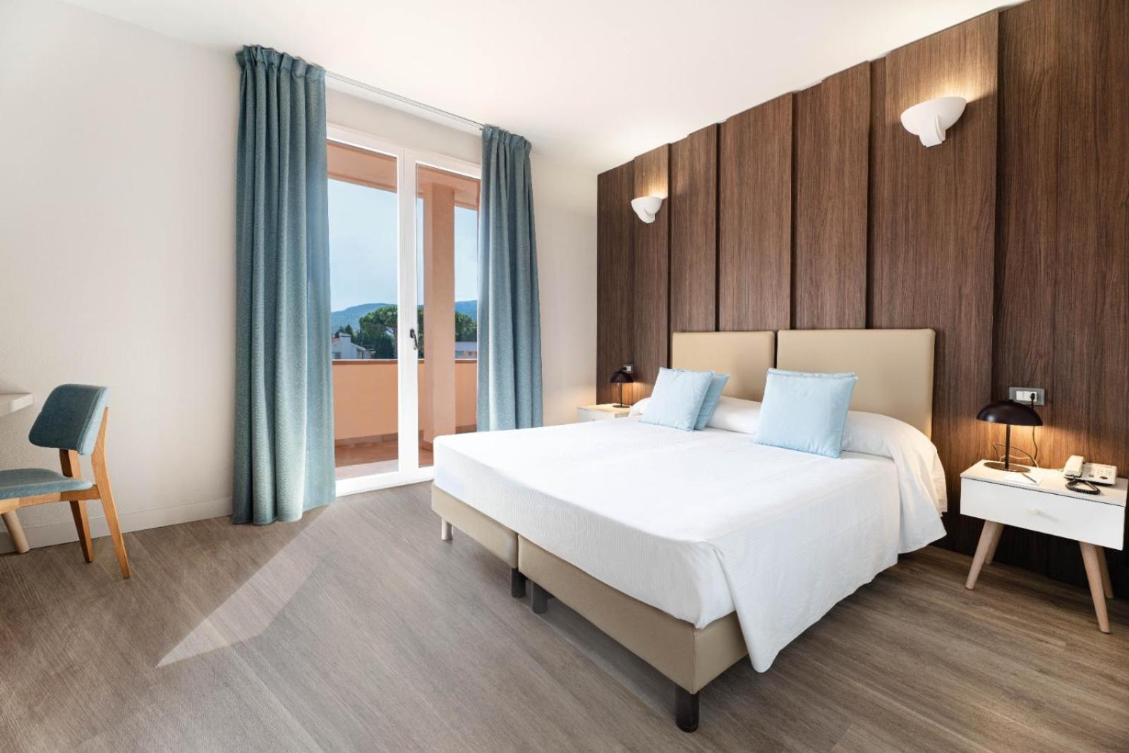 Hotel Riva Del Sole มารินา ดิ กัมโป ภายนอก รูปภาพ